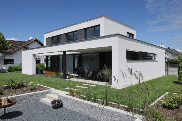 Projekt: Haus Preiss
Architekt: WOM Architektur & Bau GmbH
Ort: A-Rankweil
Datum: 2019/06